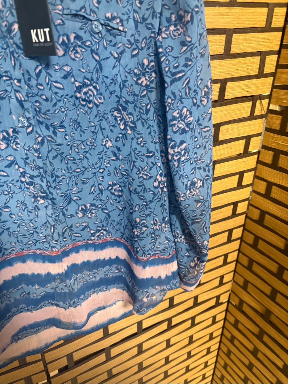 Kut from the Kloth blue floral sheer blouse size small - Picture 4 of 8
